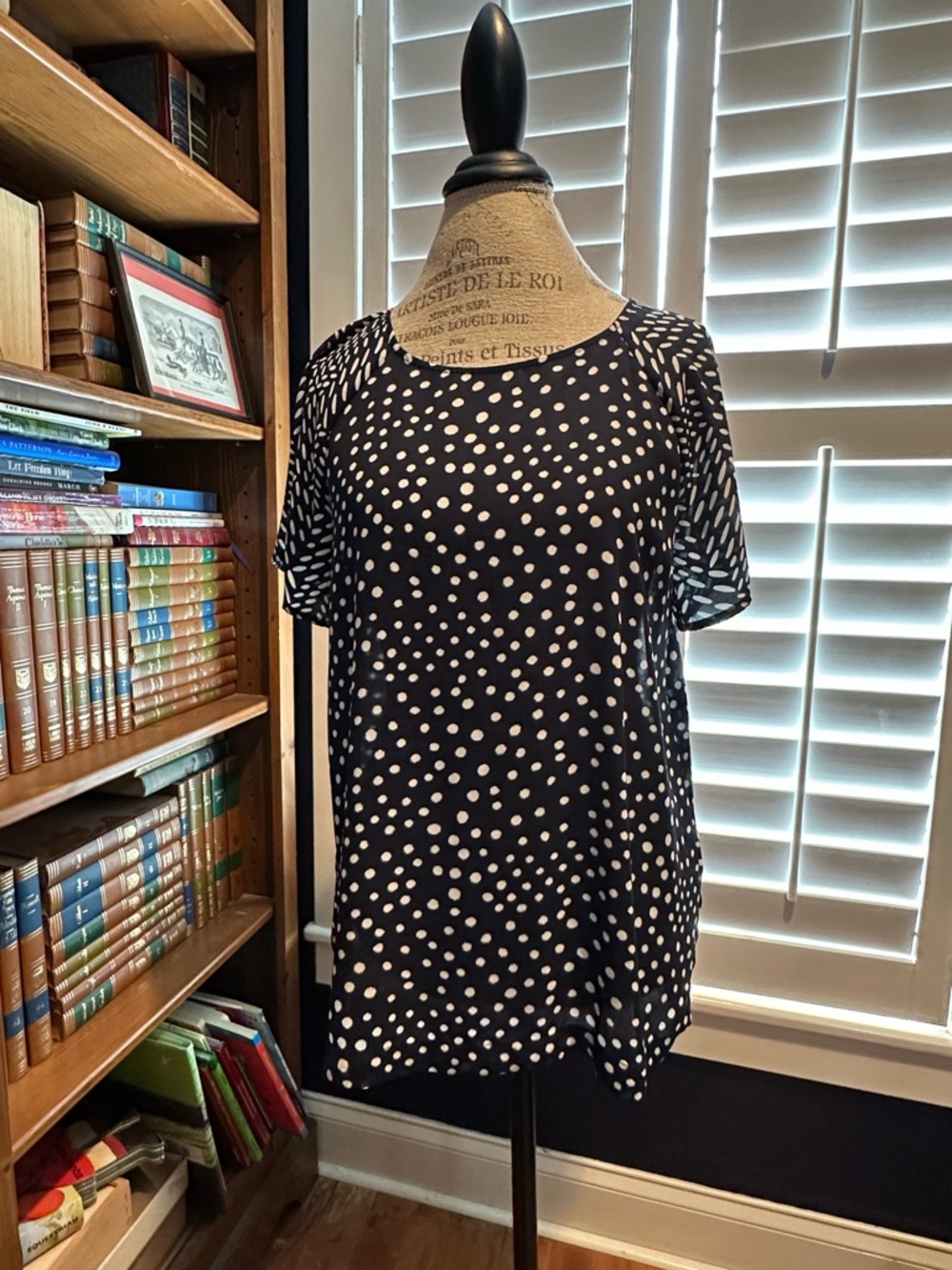 LOFT Navy and White Polka Dot Short Sleeve Top